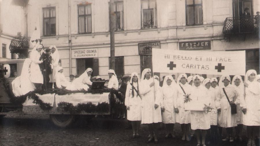 Wspomnienia z Kursu Sióstr Pogotowia Sanitarnego PCK (Fot. Muzeum Historii Kielc)