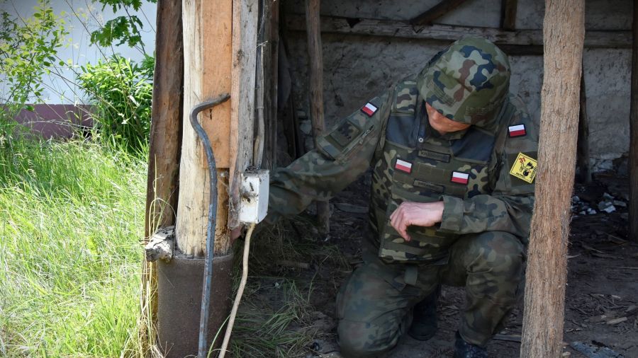 Pociski jako… fundament pod szopę. Dwie akcje kieleckich saperów