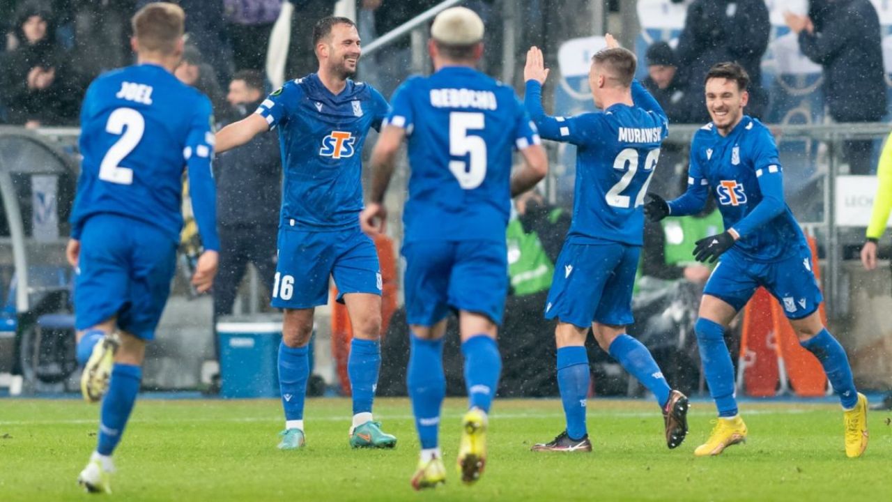 Lech Poznań zapewnił Polsce najlepszy wynik w historii! (fot. PAP/Jakub Kaczmarczyk)