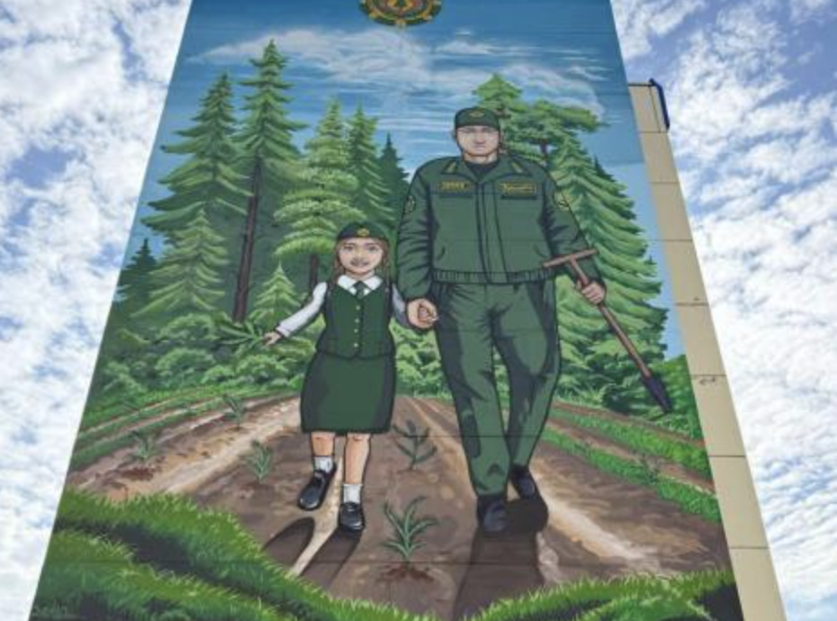 Новыя «арт-аб'екты на лясную тэматыку» ад Міністэрства лясной гаспадаркі зʼявіліся ў Гомельскай вобласці. Фота: mogilevnews.by