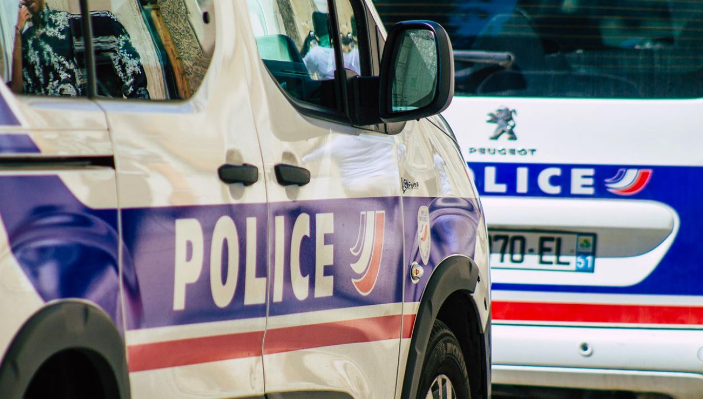 Francuska policja (fot. Shutterstock/Jose HERNANDEZ)