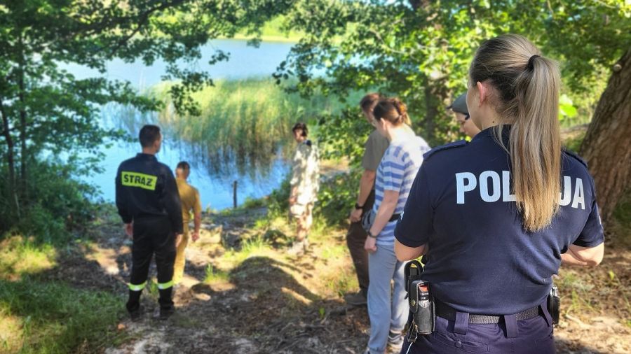 Kontrola obozowiska w Rybnie (fot. KPP w Świeciu)