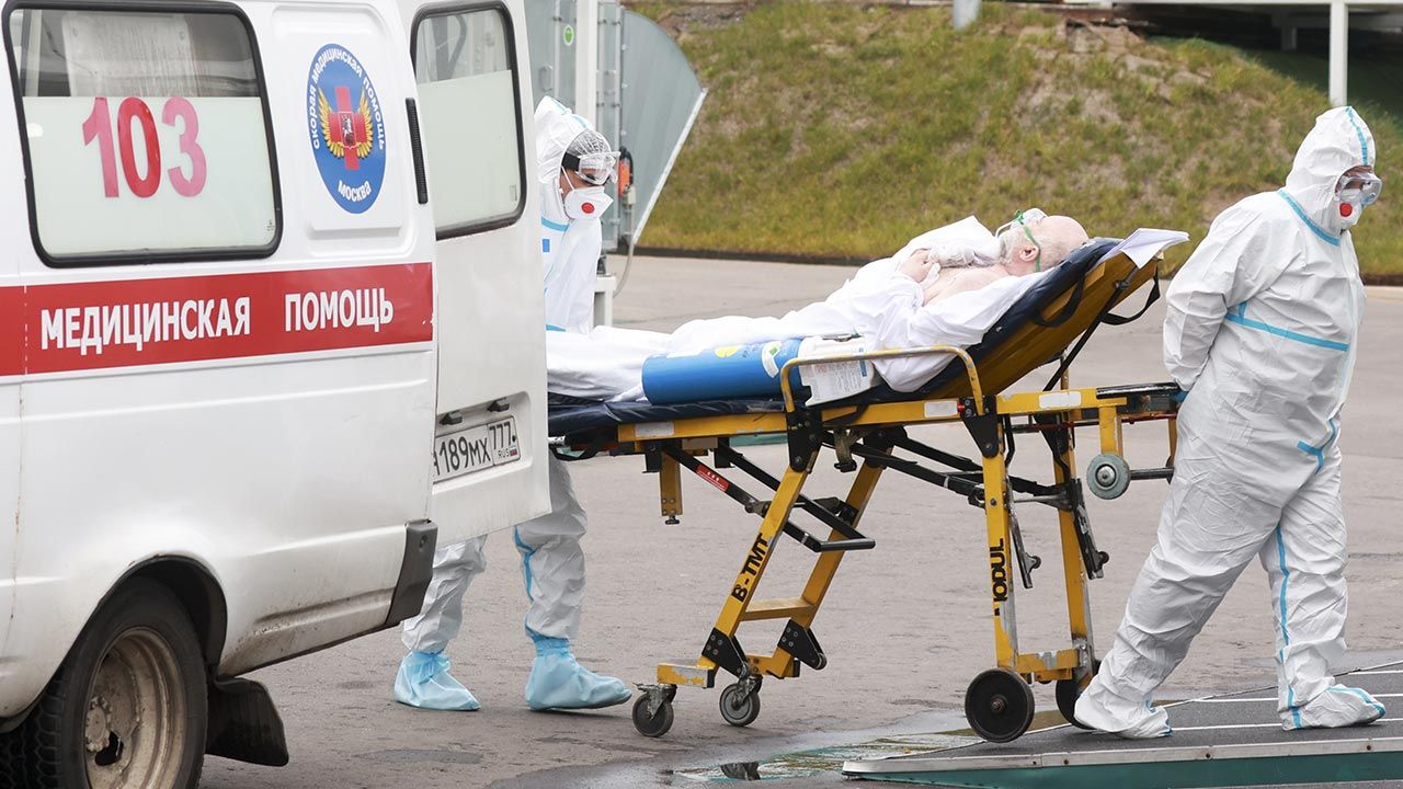 Sytuacja epidemiczna w Rosji coraz bardziej się pogarsza. (fot. Vyacheslav Prokofyev\TASS via Getty Images) Sytuacja epidemiczna w Rosji coraz bardziej się pogarsza. (fot. Vyacheslav Prokofyev\TASS via Getty Images)