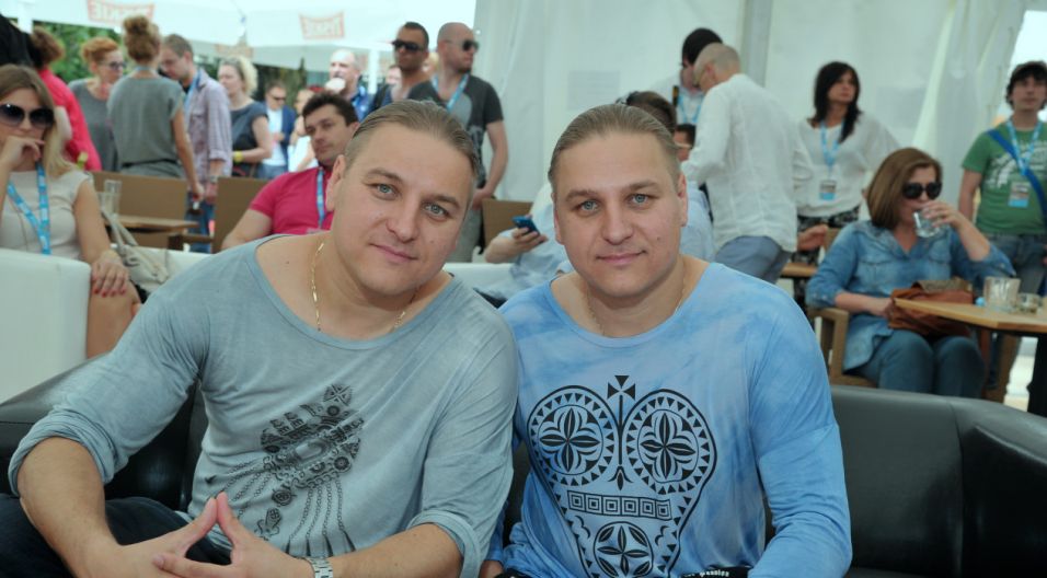 Bracia Łukasz i Paweł Golcowie, czyli założyciele Golec uOrkiestry (fot. Ireneusz Sobieszczuk/TVP)