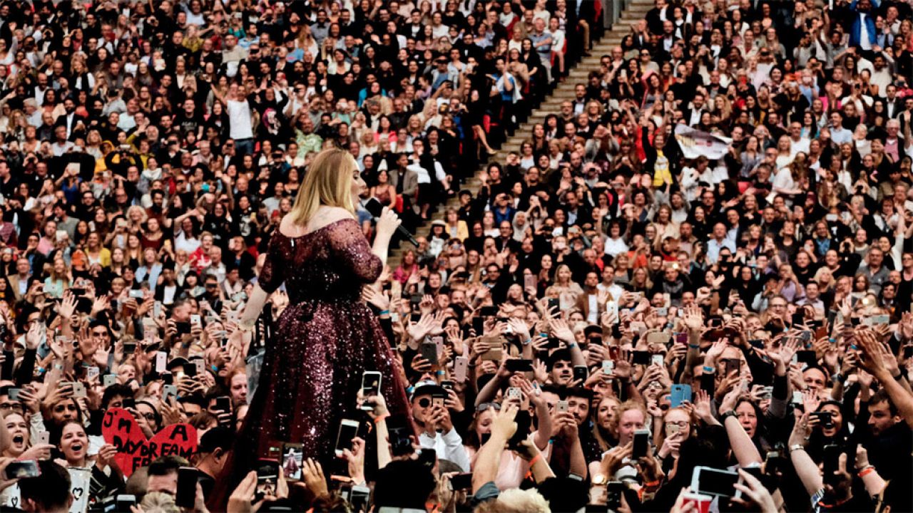 Adele sprzedała ponad 100 mln płyt na całym świecie (fot. mat. pras.)