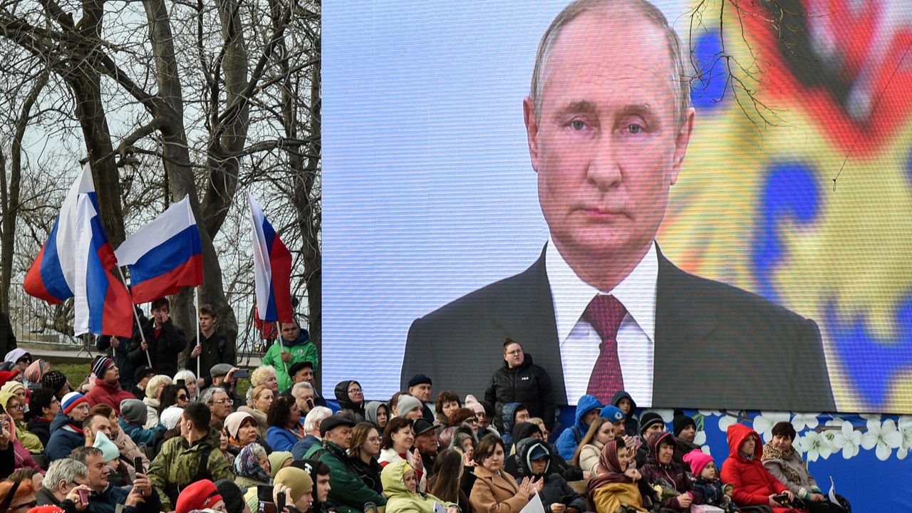 Nakaza aresztowania Władimira Putina (fot. PAP/EPA/STRINGER)