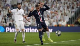 Kylian Mbappe w meczu przeciwko Realowi Madryt. Niebawem Francuz ponownie zagra przeciwko Królewskim (fot. Getty).