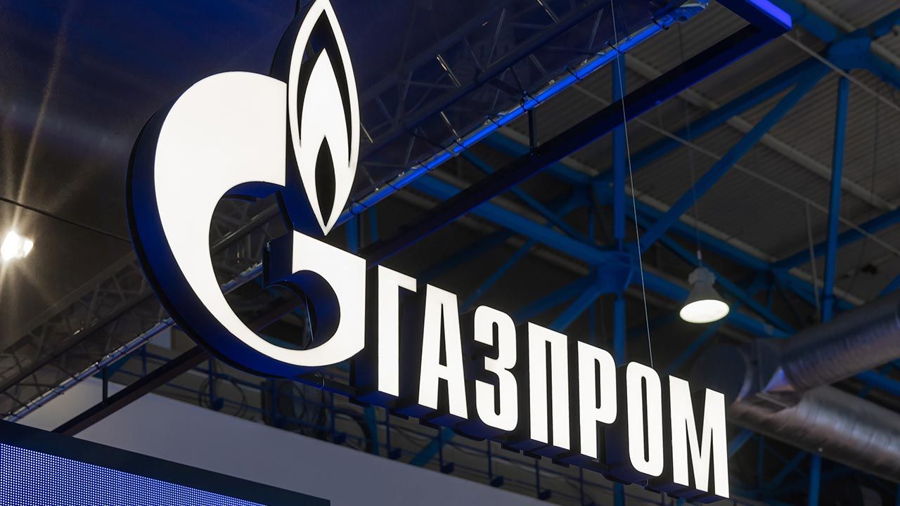 Gazprom pomaga Rosji finansować wojnę na Ukrainie (fot. Shutterstock/hodim)