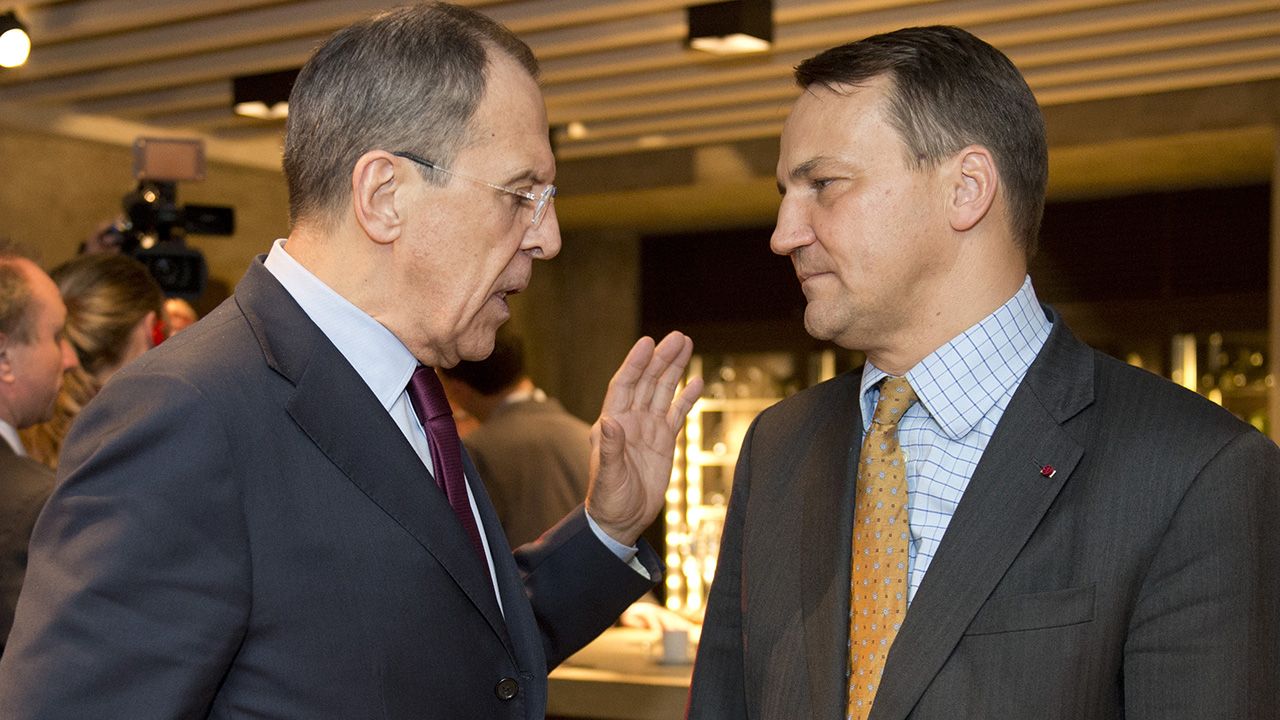 Siergiej Ławrow i Radosław Sikorski (fot. Michael Gottschalk/Photothek via Getty Images) Siergiej Ławrow i Radosław Sikorski (fot. Michael Gottschalk/Photothek via Getty Images)