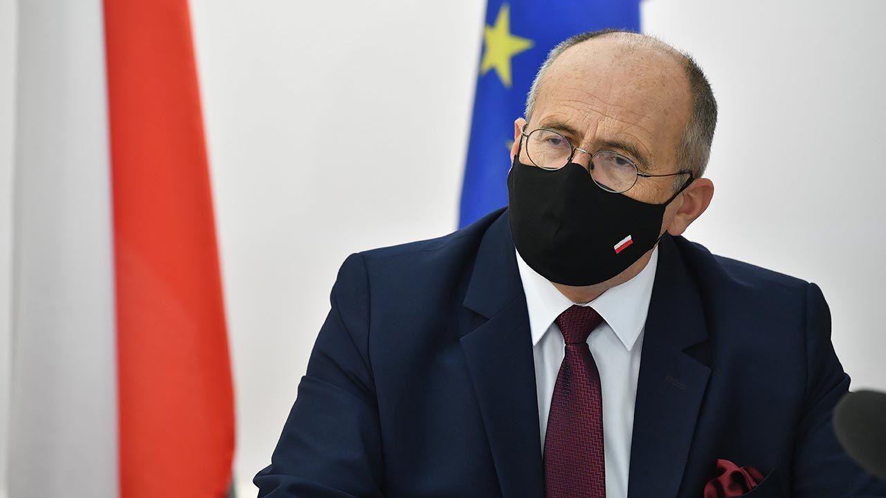 Szef dyplomacji odniósł się do zarzutów opozycji (fot. PAP/Radek Pietruszka)