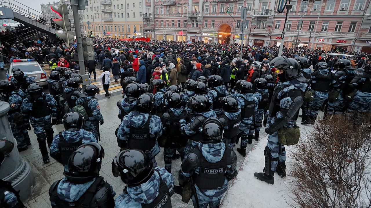 Opozycja zapowiada dalsze akcje protestacyjne (fot. PAP/EPA/MAXIM SHIPENKOV) Opozycja zapowiada dalsze akcje protestacyjne (fot. PAP/EPA/MAXIM SHIPENKOV)