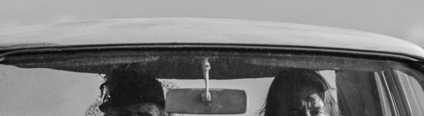 wieczor-kinomana-matka-siedzi-z-tylu