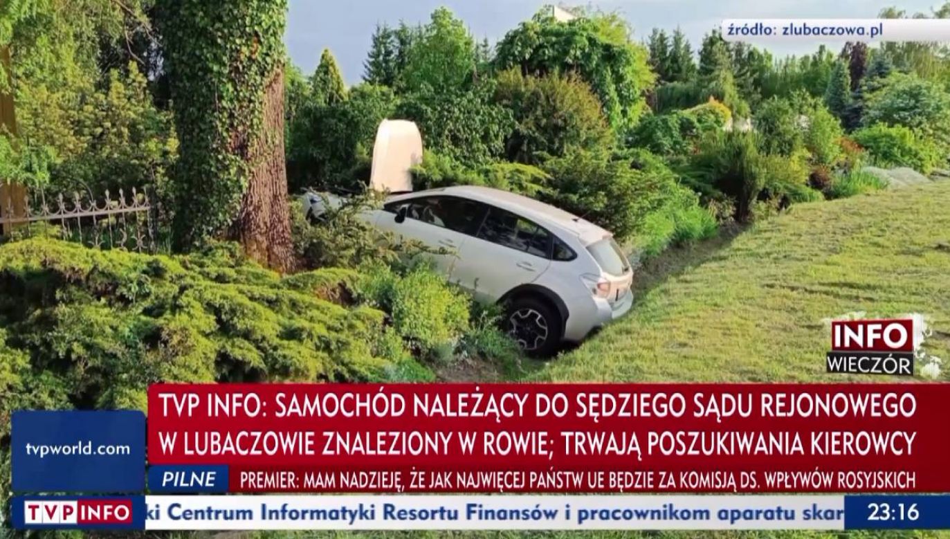 Kto siedział za kółkiem subaru? (fot. TVP Info)