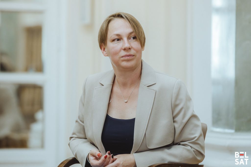 Прадстаўніца народнай амбасады ў Аўстрыі Анастасія Свіркова на нефармальнай сустрэчы з каардынатарамі і прадстаўнікамі Народных амбасадаў у рамках IV Канферэнцыі беларусаў і беларусак свету. Варшава, Польшча. 23 траўня 2025 года. Фота: Рауль Дзюк / Белсат