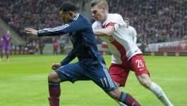 Ikechi Anya (L) i Łukasz Piszczek (fot. Getty)