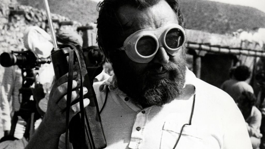 Sergio Leone na planie jednego ze swoich filmów. Fot. EastNews