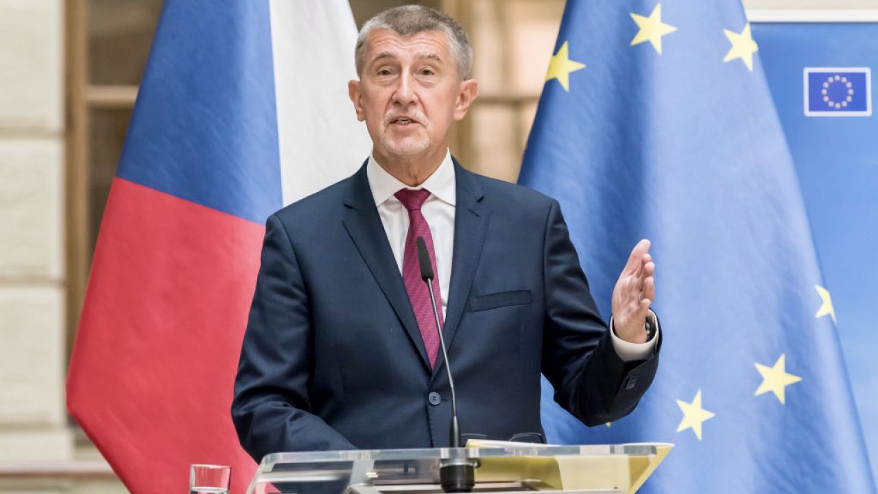 Czescy politycy nie szczędzą sobie soczystych epitetów (fot. T.Tkacik/SOPA Images/LightRocket/Getty Images) Czescy politycy nie szczędzą sobie soczystych epitetów (fot. T.Tkacik/SOPA Images/LightRocket/Getty Images)