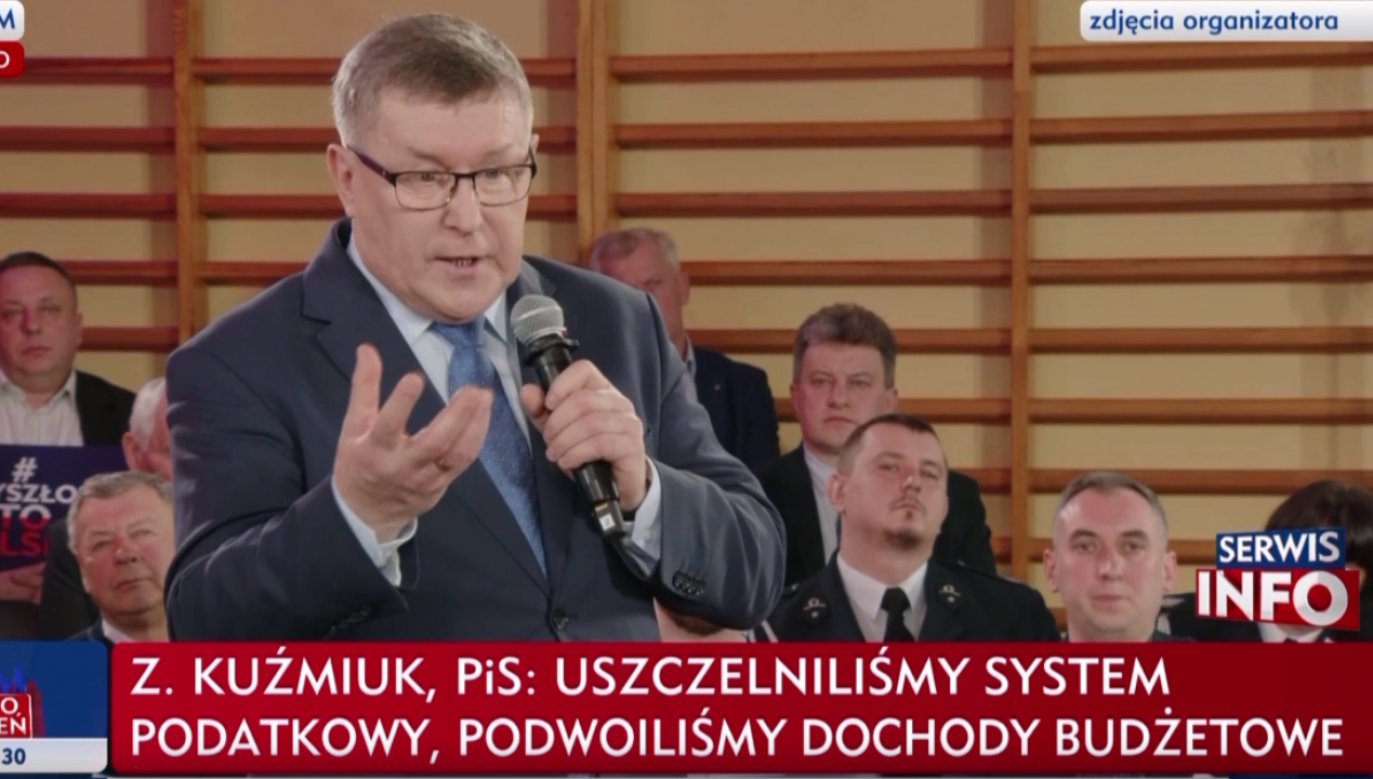 Europoseł PiS Zbigniew Kuźmiuk (fot. TVP INFO)
