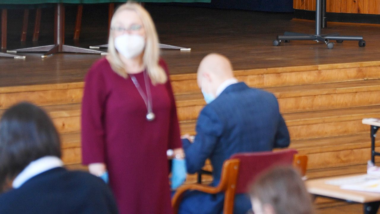 Egzaminy z języka polskiego umożliwia Białorusinom podjęcie legalnej pracy w Polsce (fot. PAP/Darek Delmanowicz) Egzaminy z języka polskiego umożliwia Białorusinom podjęcie legalnej pracy w Polsce (fot. PAP/Darek Delmanowicz)