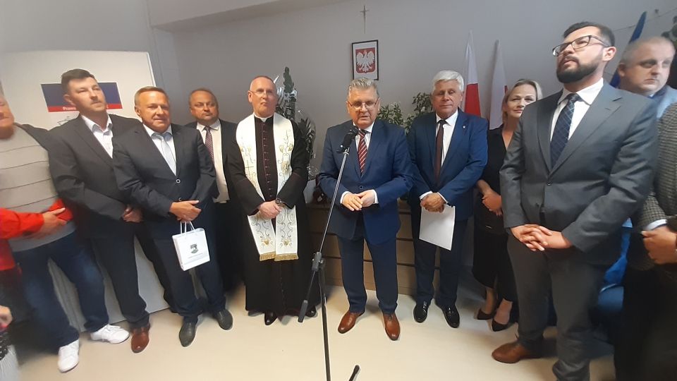 W Choszcznie oficjalnie otwarto biuro poselskie posła Prawa i