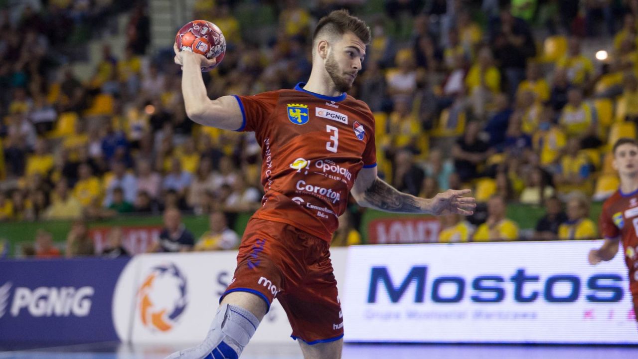 Gol Michała Scisłowicza z Gwardii Opole został wybrany najlepszą bramką października w PGNiG Superlidze (fot. Anna Benicewicz-Miazga / PGNiG Superliga)