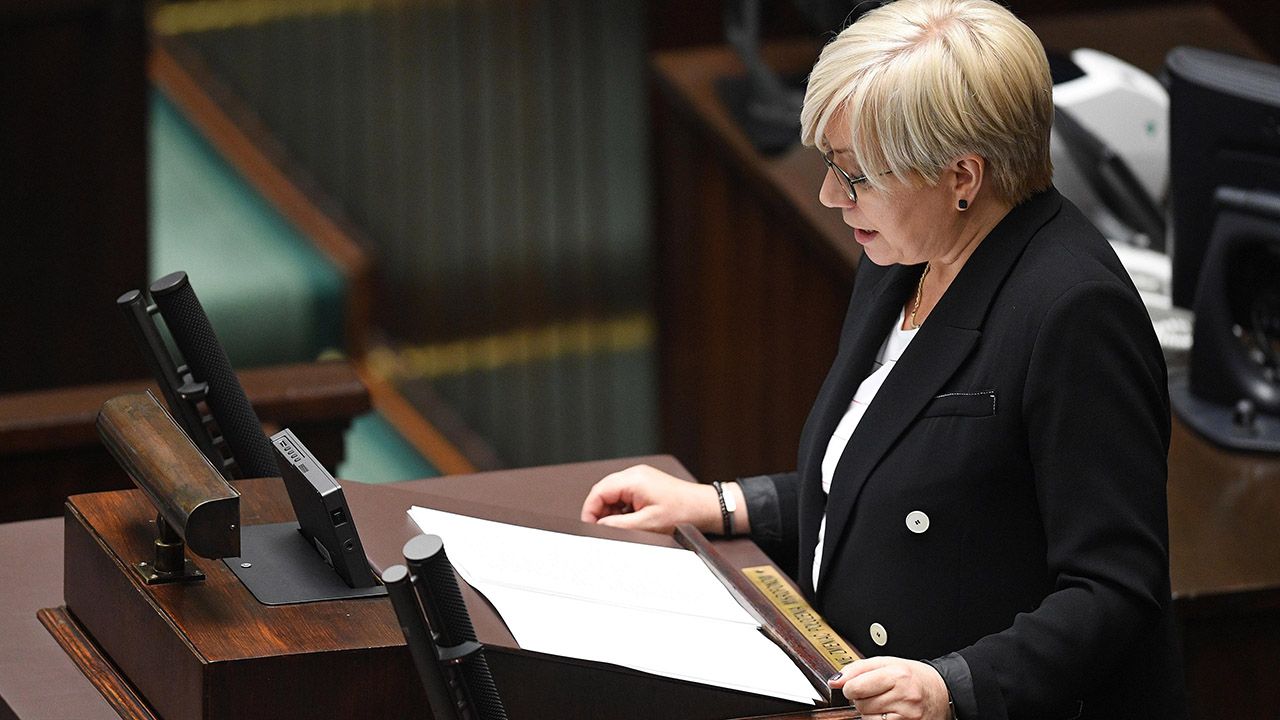 Zdaniem prezes Trybunału, orzecznictwo TK miało istotne znaczenie dla ochrony konstytucyjnych wolności i praw obywateli (fot. arch.PAP/Radek Pietruszka) Zdaniem prezes Trybunału, orzecznictwo TK miało istotne znaczenie dla ochrony konstytucyjnych wolności i praw obywateli (fot. arch.PAP/Radek Pietruszka)