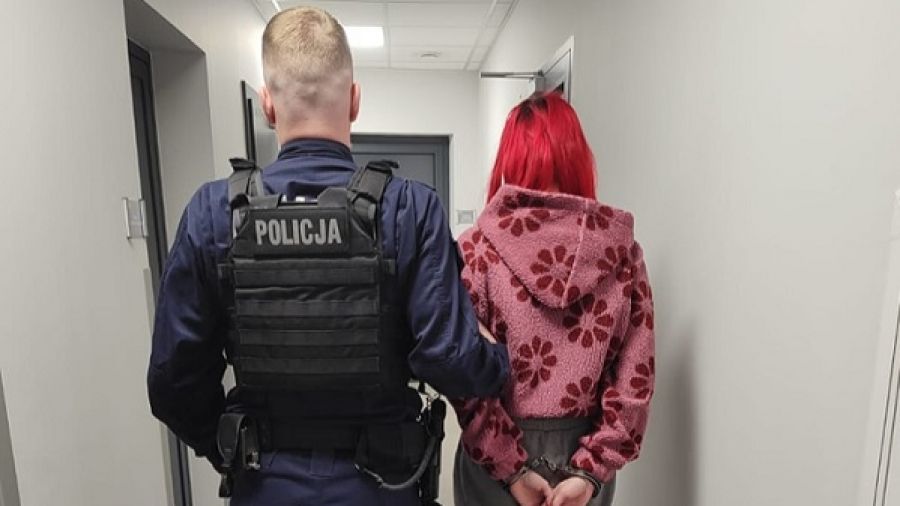 Gniezno - 24-latka aresztowana za częstowanie narkotykami nieletnich (fot. KPP Gniezno)
