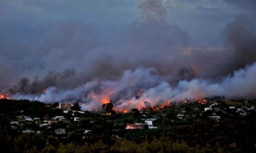 Pożar miasta Rafina niedaleko Aten, 23 lipca 2018. Fot. REUTERS/Alkis Konstantinidis