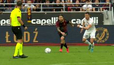 Asysta Sebastiana Kowalczyk przy golu na 3:0 (fot. TVP)